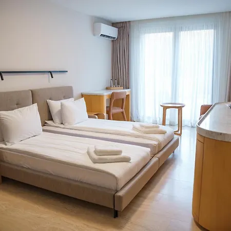 Nik Luxury 2* Sandanski