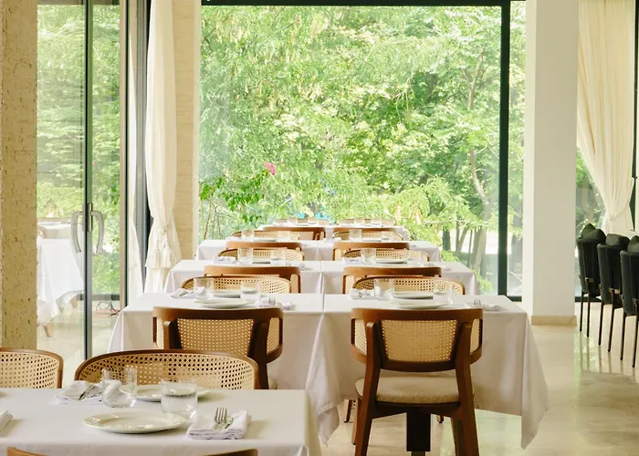 Nik Luxury Szálloda Szandanszki