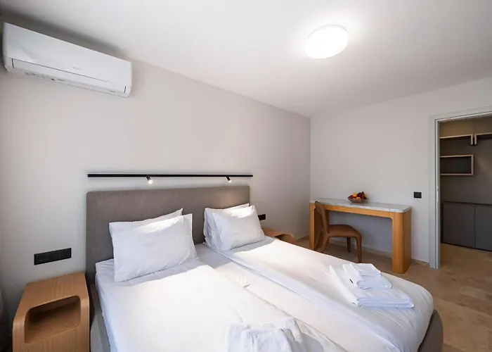 Nik Luxury Szálloda 2*