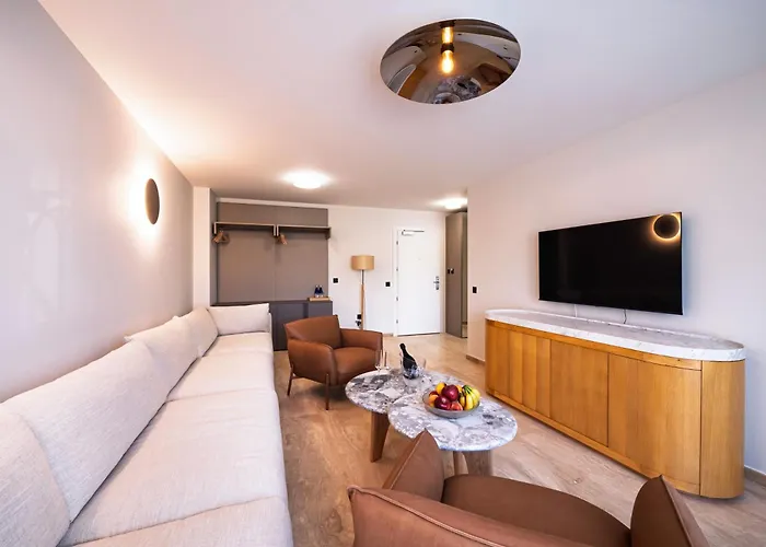 Nik Luxury 2* Szandanszki